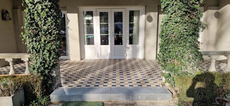 32294 b8242b3af2fe 768x355