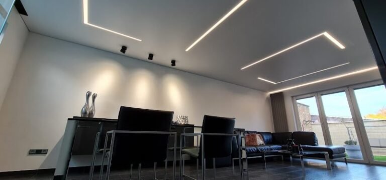 40355 047b1aee4761 768x359